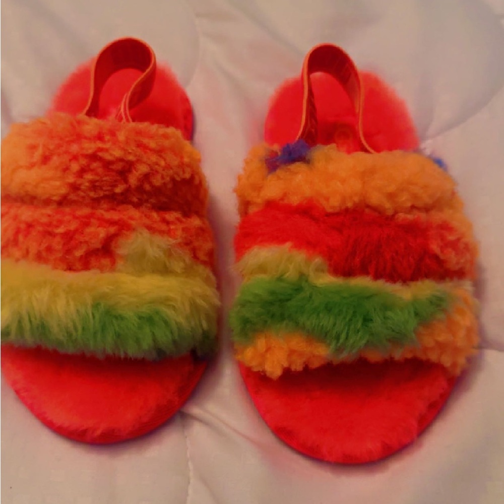 Baby ugg sandal